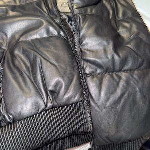 Cropped Faux Leather Vest-Black